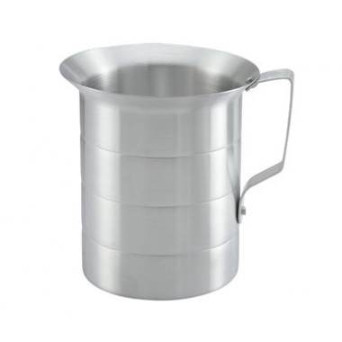 AM-05- 1/2 Qt Measuring Cup